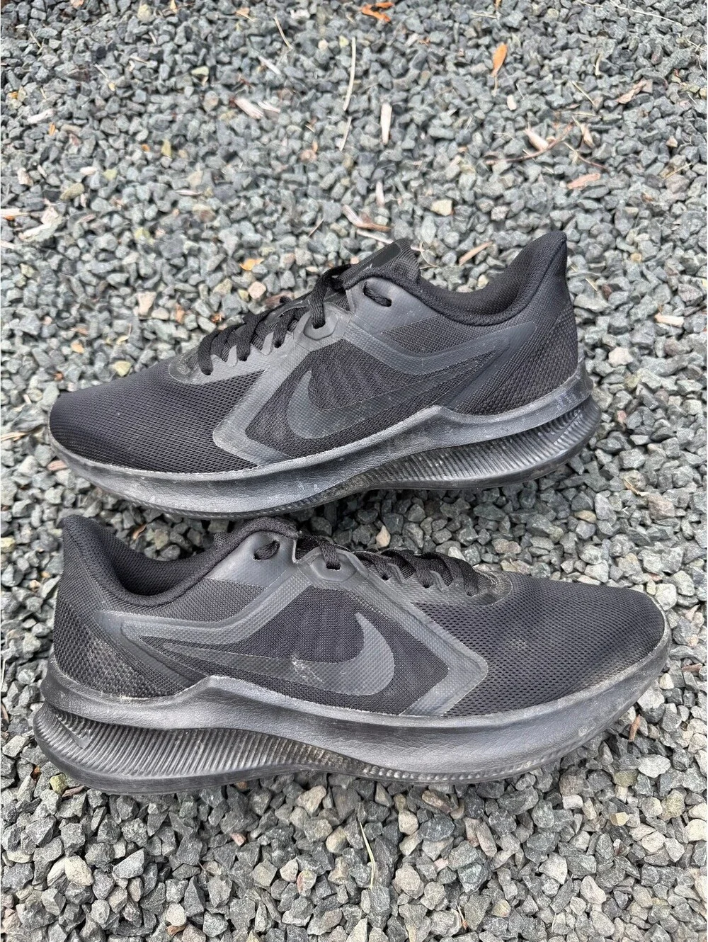 Nike Downshifter 10 Black Iron Grey Size 9M 10.5W